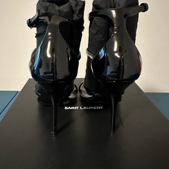 Saint Laurent Cassandra YSL Logo Sandal - Picture 8 of 11